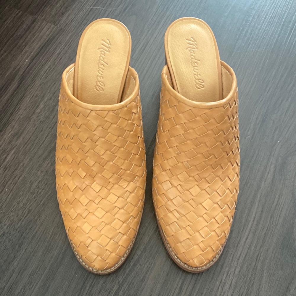 Madewell heeled clogs
